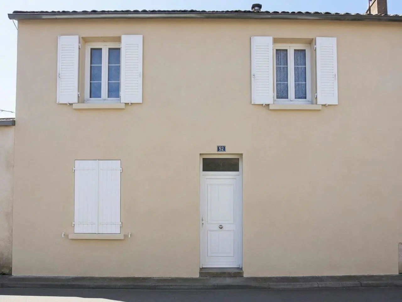 Nettoyage de façade à Crottet — après